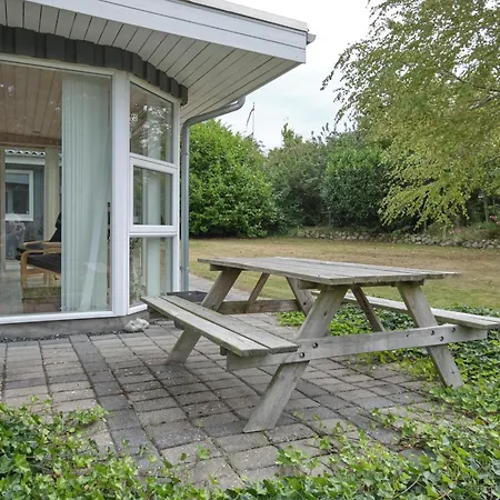Holiday home Stunning In With 3 Bedrooms And Internet